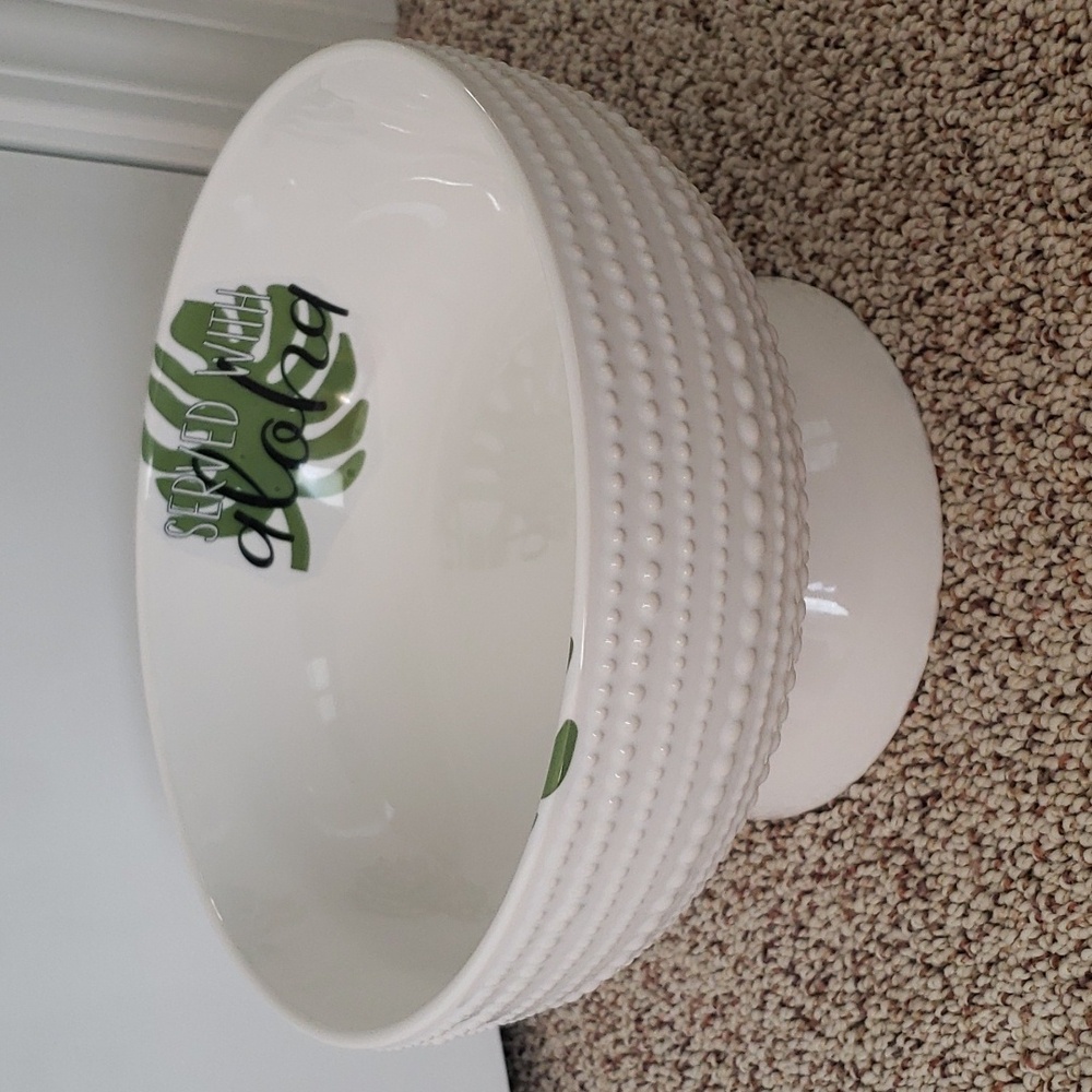 Bowl for decoration or serve